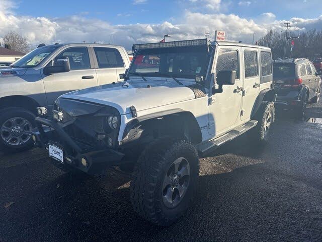 2017 Jeep Wrangler Unlimited Sahara 4WD