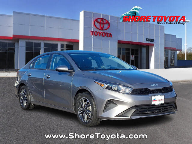 2023 Kia Forte LXS FWD