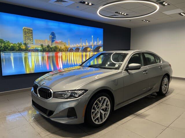 2025 BMW 3 Series 330i xDrive