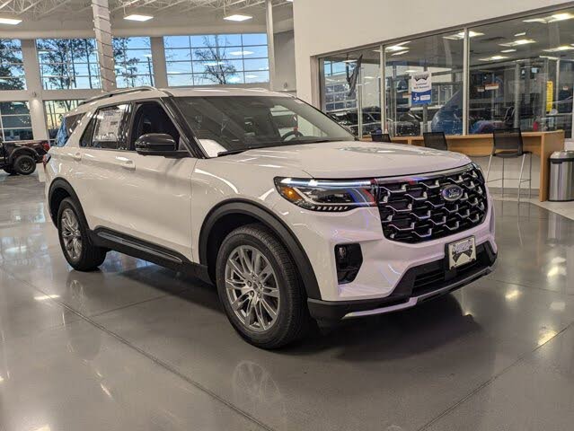 2026 Ford Explorer Platinum AWD