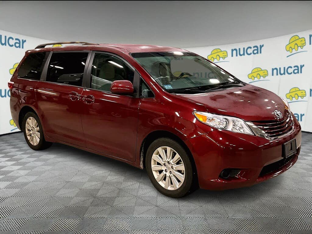 2015 Toyota Sienna LE 7-Passenger AWD