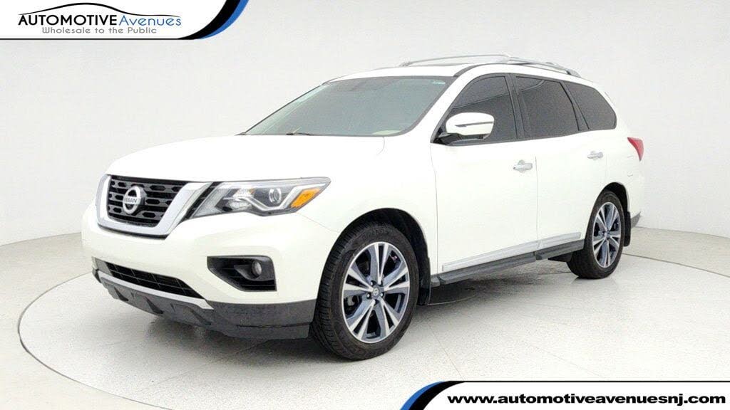 2019 Nissan Pathfinder Platinum FWD