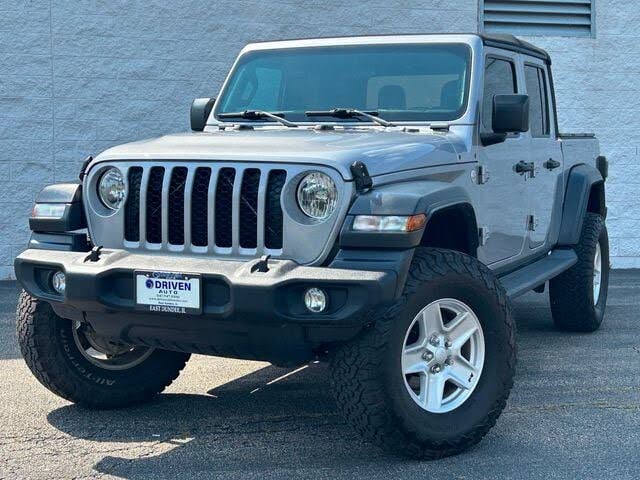 2020 Jeep Gladiator Sport S Crew Cab 4WD