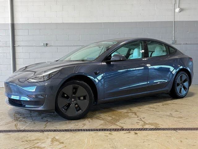 2023 Tesla Model 3 RWD