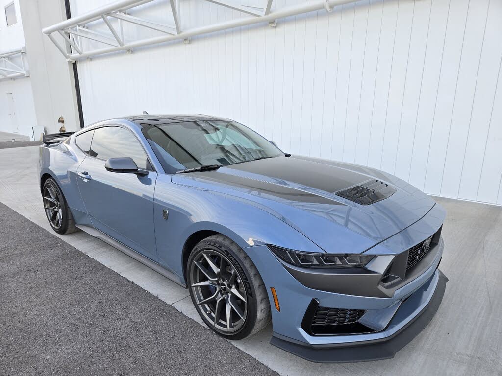 2025 Ford Mustang Dark Horse Fastback RWD