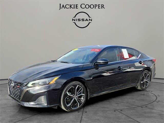 2025 Nissan Altima 2.5 SR FWD