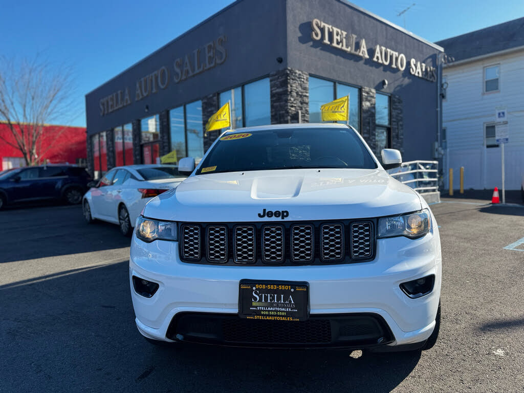 2020 Jeep Grand Cherokee Altitude 4WD