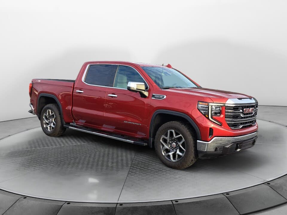 2022 GMC Sierra 1500 SLT Crew Cab 4WD