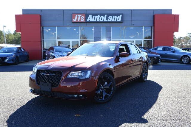2023 Chrysler 300 S V6 RWD