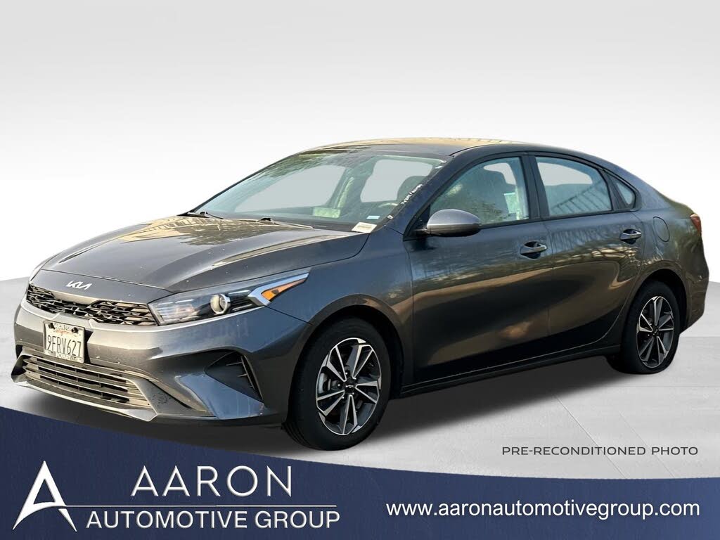 2023 Kia Forte LXS FWD