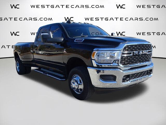 2023 RAM 3500 Tradesman Crew Cab LB DRW 4WD