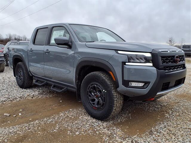 2026 Nissan Frontier PRO-4X Crew Cab 4WD