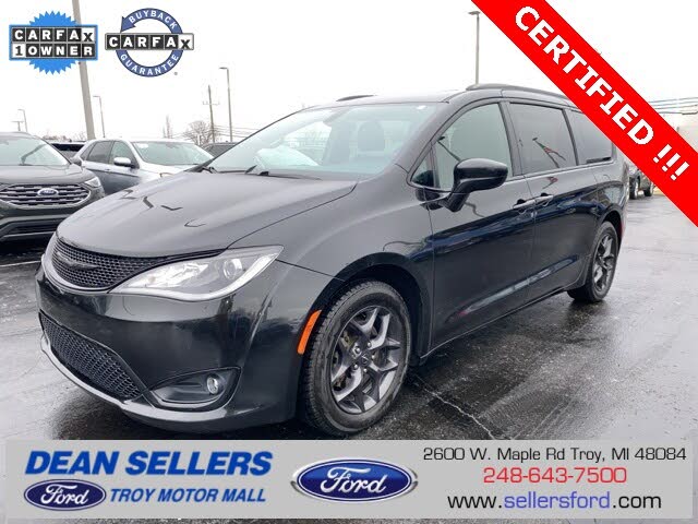 2018 Chrysler Pacifica Touring L Plus FWD