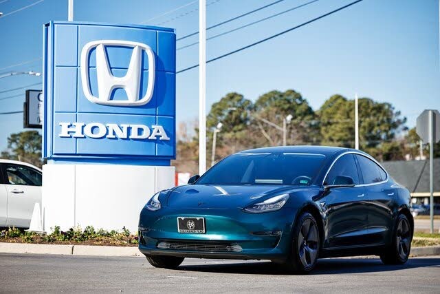 2018 Tesla Model 3 Long Range RWD