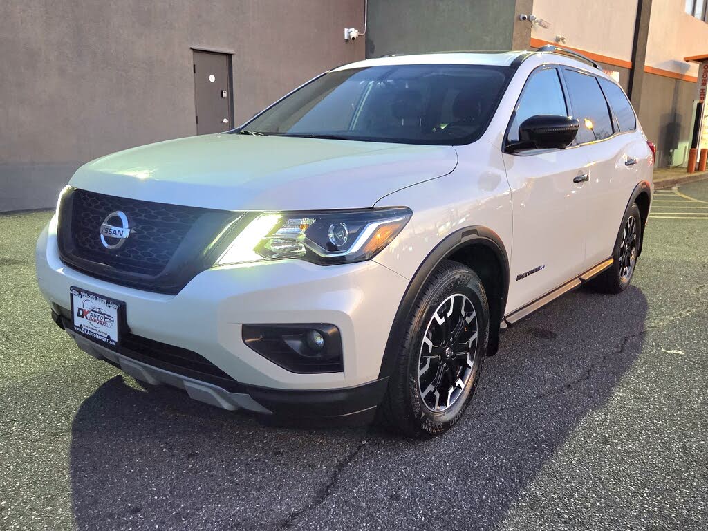 2020 Nissan Pathfinder SL 4WD
