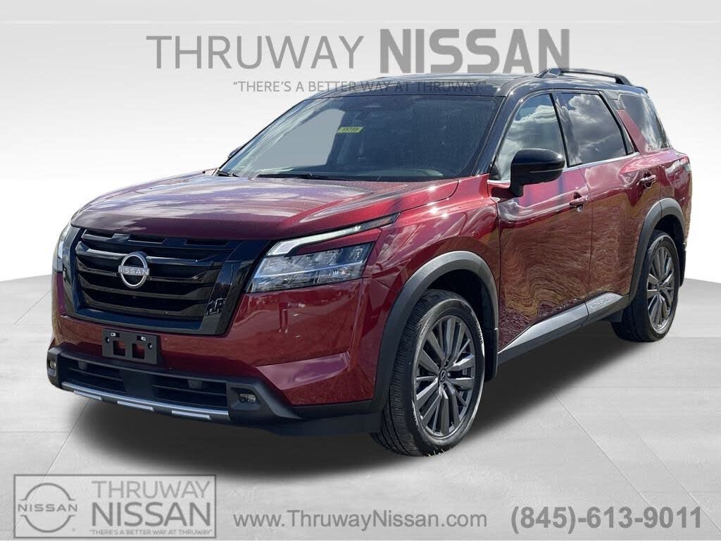 2022 Nissan Pathfinder SL 4WD