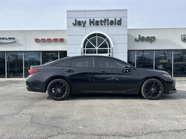 2022 Toyota Avalon Hybrid XSE Nightshade FWD