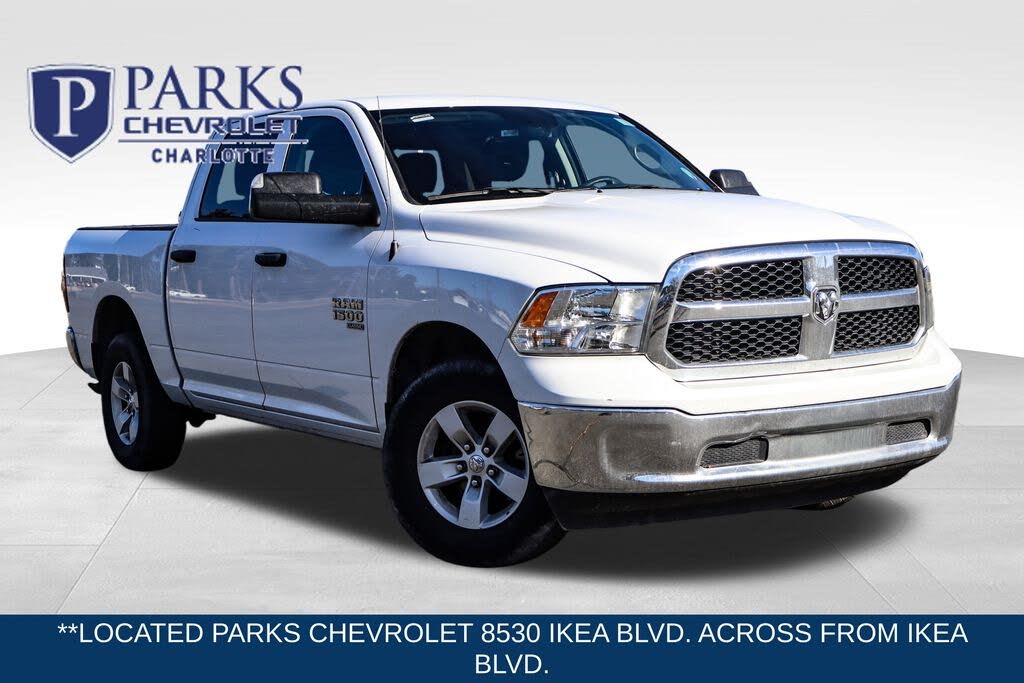 2023 RAM 1500 Classic SLT Crew Cab 4WD