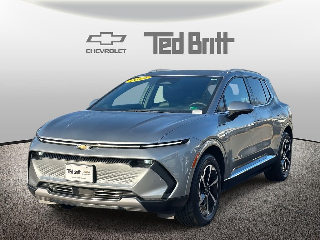 2024 Chevrolet Equinox EV LT with 2LT FWD
