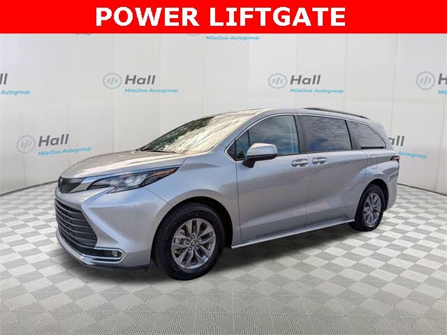 2024 Toyota Sienna XLE 7-Passenger FWD