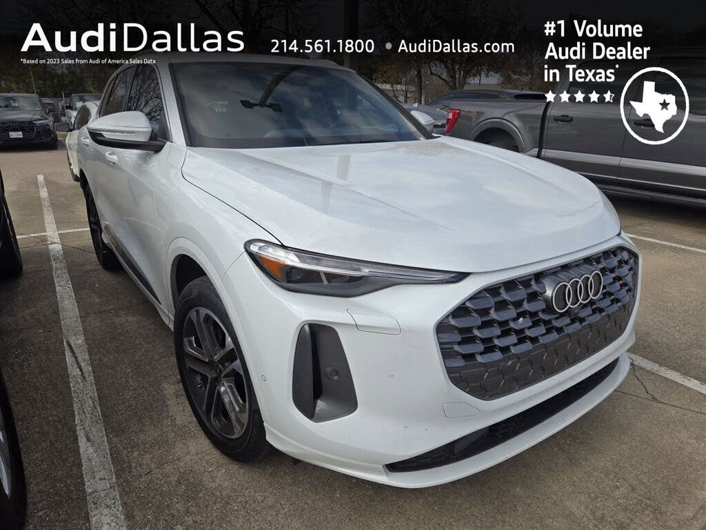 2025 Audi Q5 quattro Premium Plus 40 TFSI