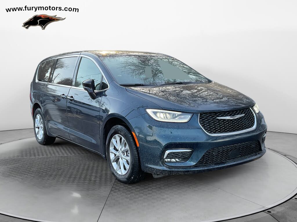 2025 Chrysler Pacifica Select AWD