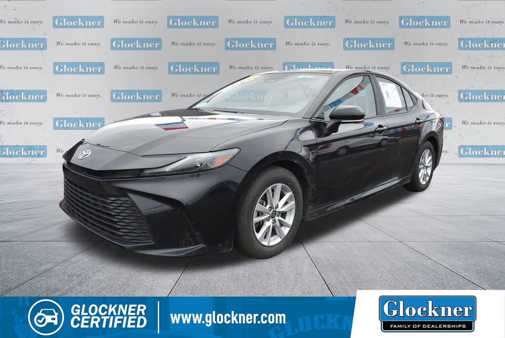 2025 Toyota Camry LE FWD