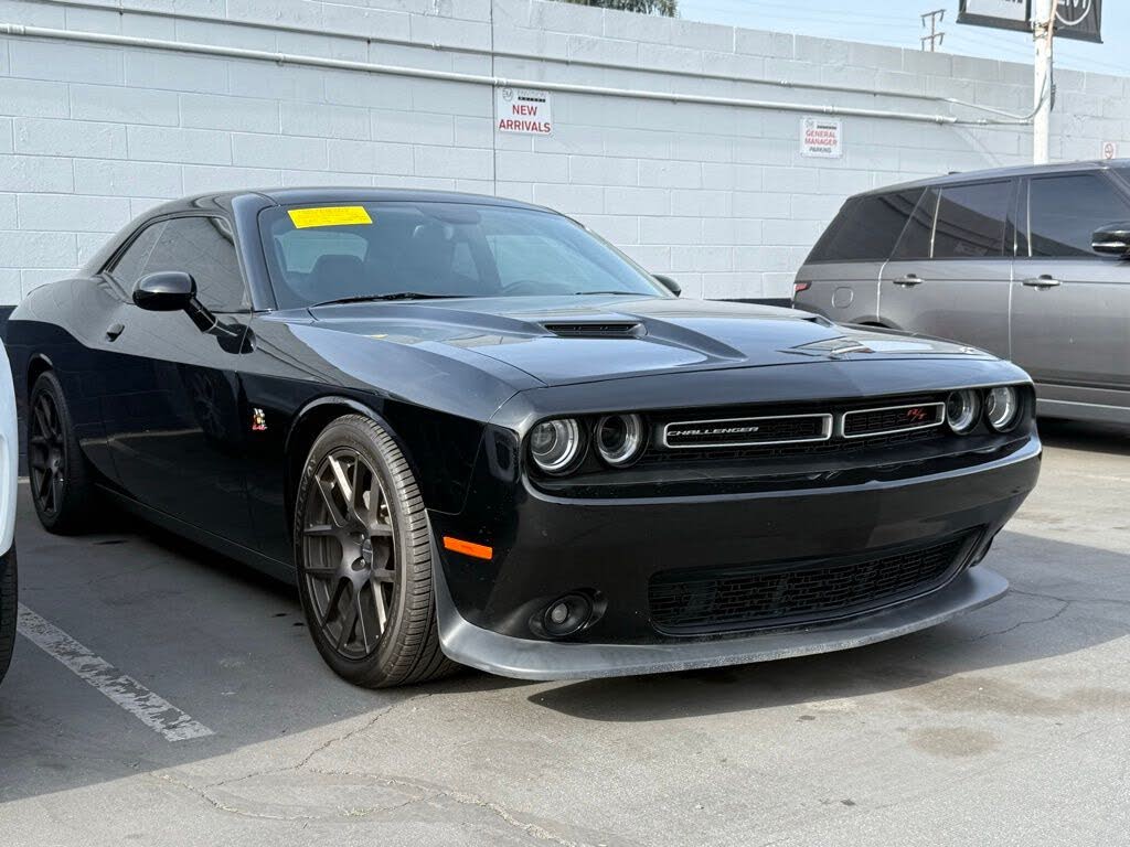2016 Dodge Challenger R/T Scat Pack RWD