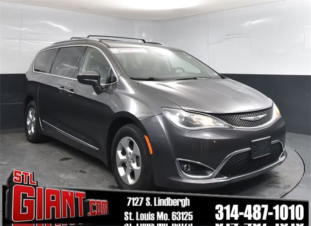 2017 Chrysler Pacifica Touring L Plus FWD