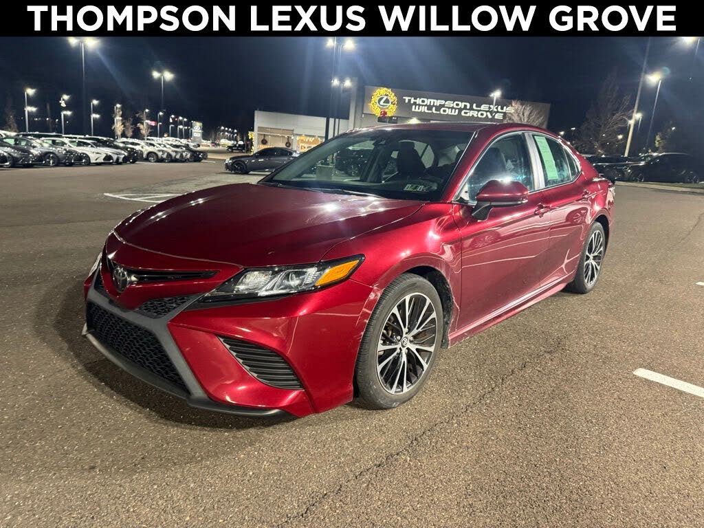 2018 Toyota Camry SE