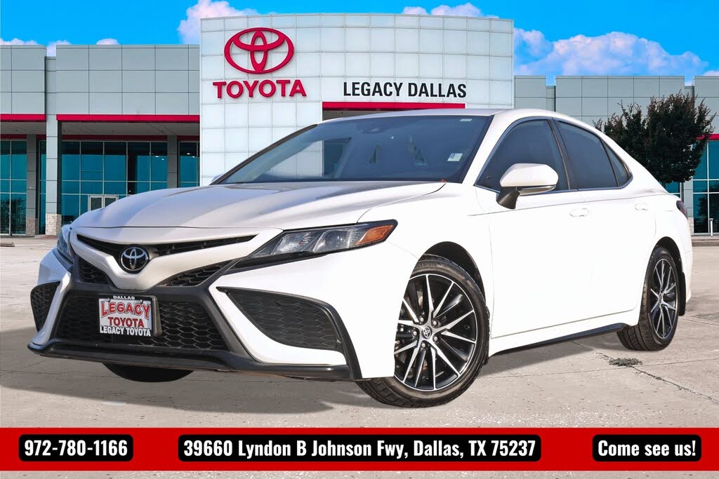 2023 Toyota Camry SE FWD