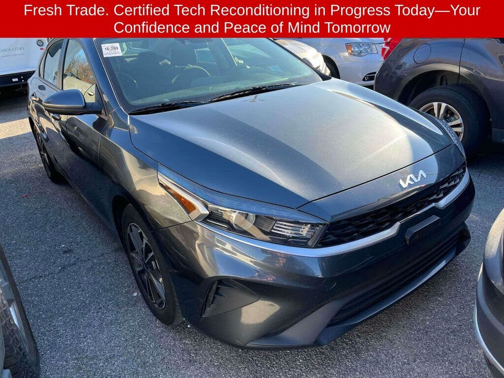 2024 Kia Forte LXS FWD