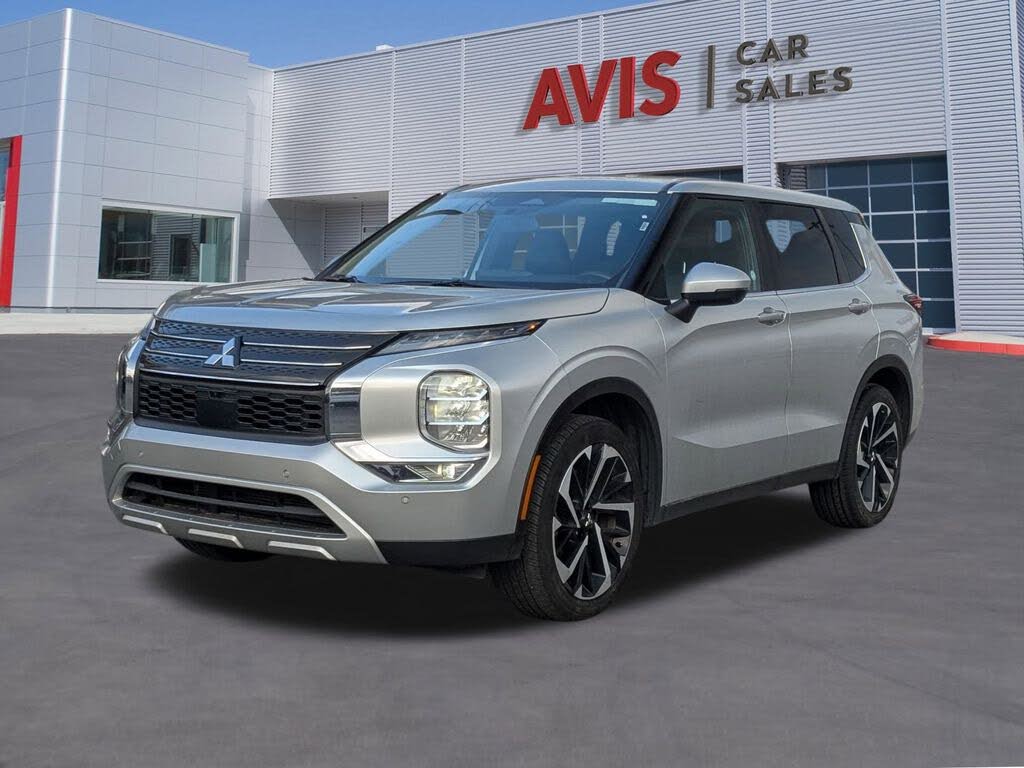 2024 Mitsubishi Outlander SE FWD