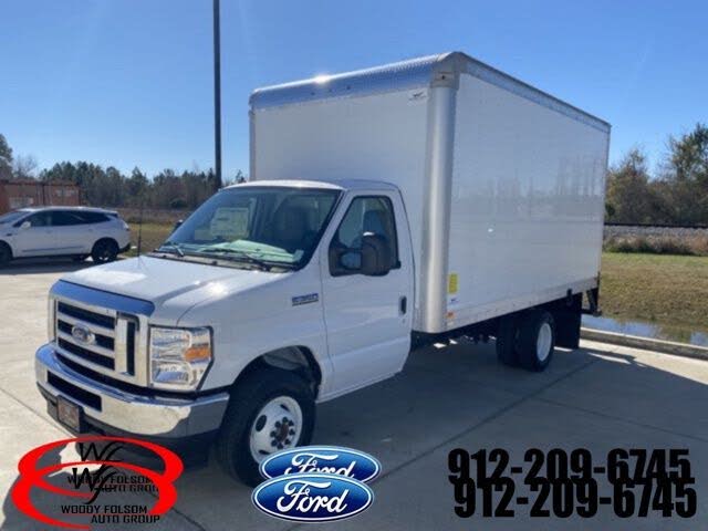 2025 Ford E-Series Chassis E-350 SD Cutaway SB DRW RWD