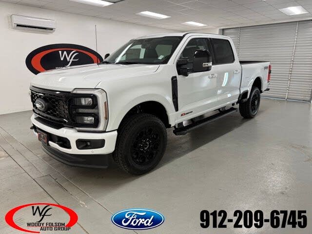 2025 Ford F-250 Super Duty Lariat Crew Cab 4WD