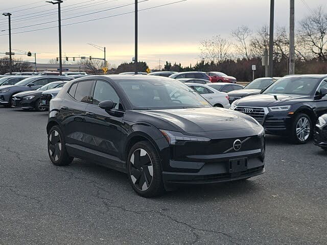 2025 Volvo EX30 Twin Ultra eAWD