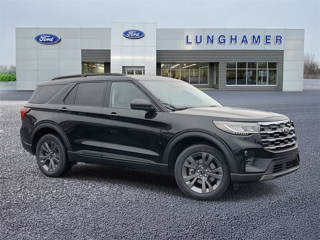 2026 Ford Explorer Active AWD