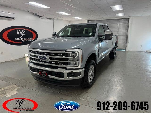 2026 Ford F-350 Super Duty Lariat Crew Cab 4WD