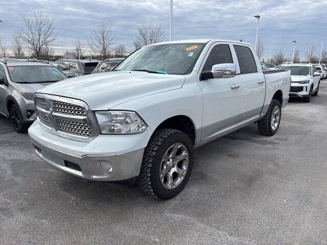 2015 RAM 1500 Laramie Crew Cab 4WD