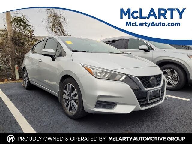 2020 Nissan Versa SV FWD