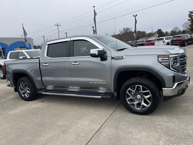 2023 GMC Sierra 1500 SLT Crew Cab 4WD
