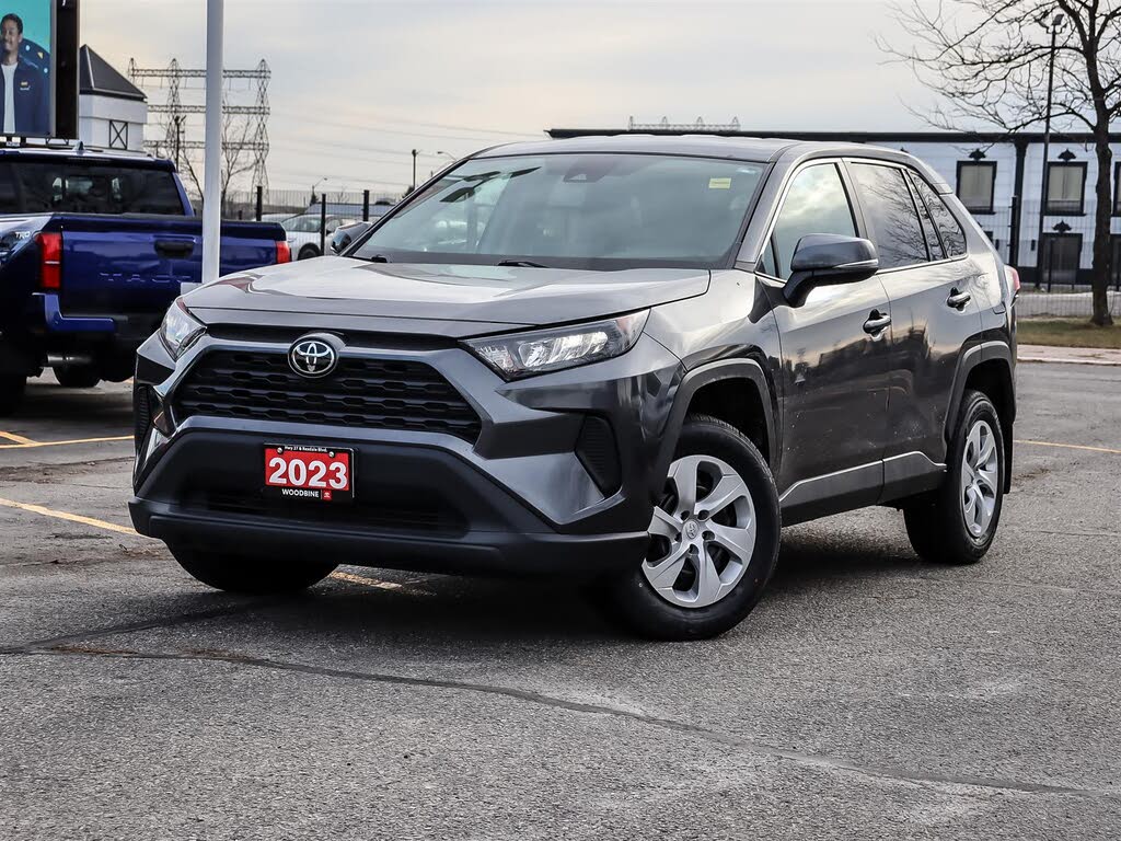 Toyota RAV4 LE AWD 2023