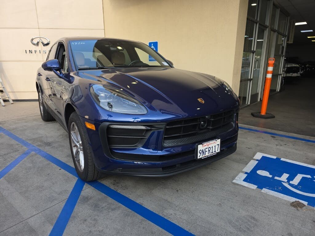 2024 Porsche Macan AWD