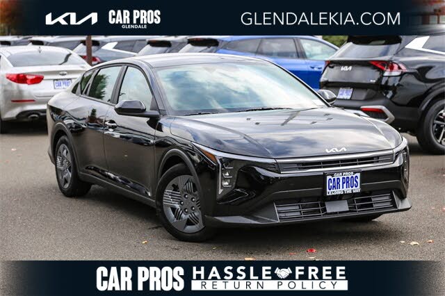 2025 Kia K4 LX FWD