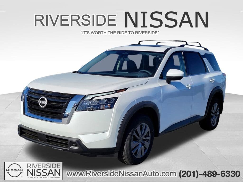 2025 Nissan Pathfinder SV 4WD