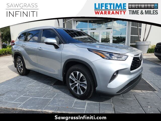 2025 Toyota Highlander XLE FWD