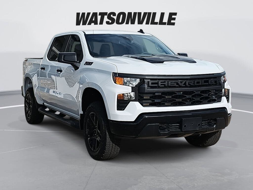 2026 Chevrolet Silverado 1500 Custom Trail Boss Crew Cab 4WD