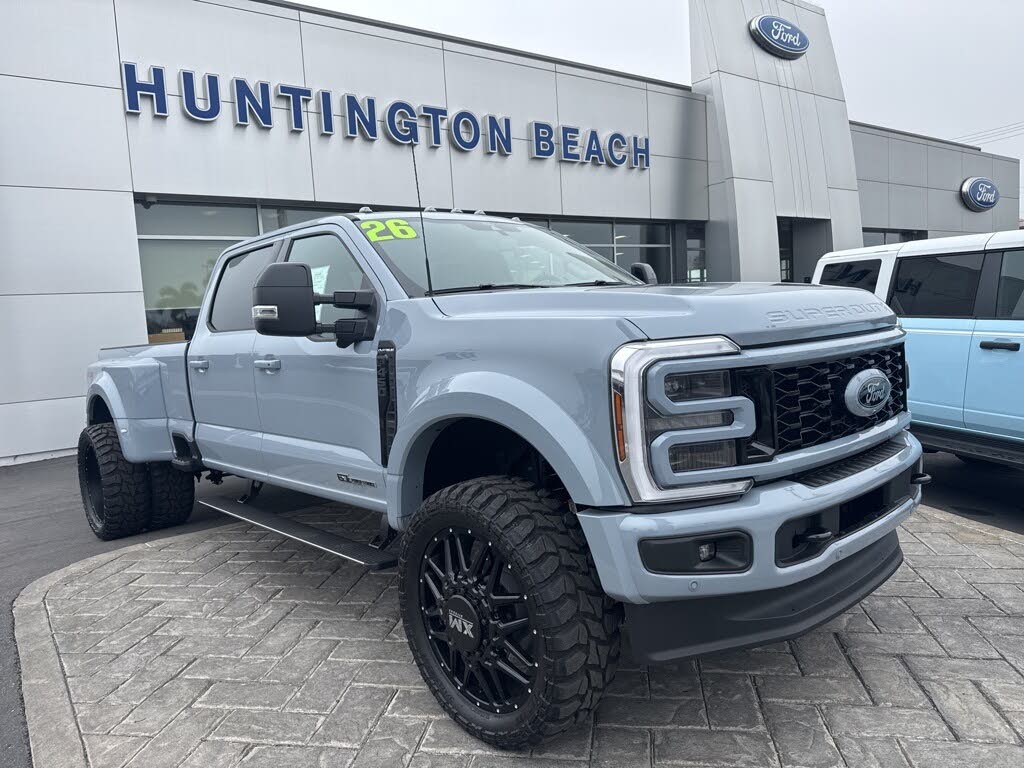 2026 Ford F-450 Super Duty Platinum Crew Cab LB DRW 4WD