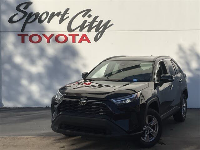 2022 Toyota RAV4 XLE FWD