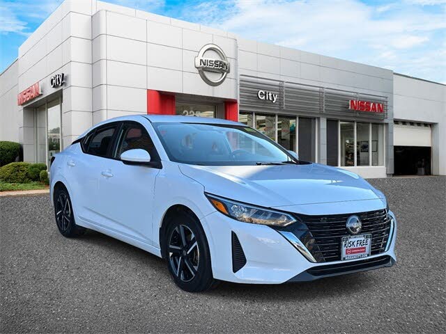 2024 Nissan Sentra SV FWD